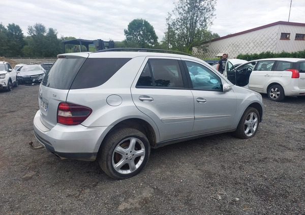 Mercedes-Benz ML cena 11300 przebieg: 289000, rok produkcji 2006 z Stopnica małe 232
